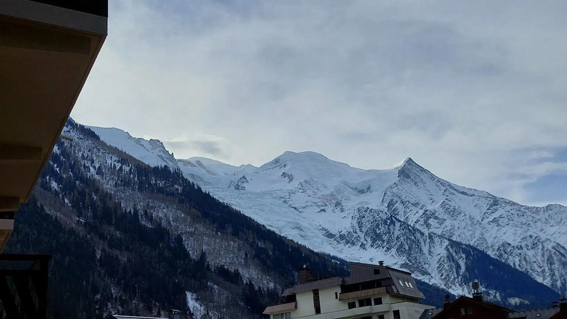 Appartement Calme Avec Balcon A Chamonix, Parking Et Wifi Inclus - Fr-1-517-70 France